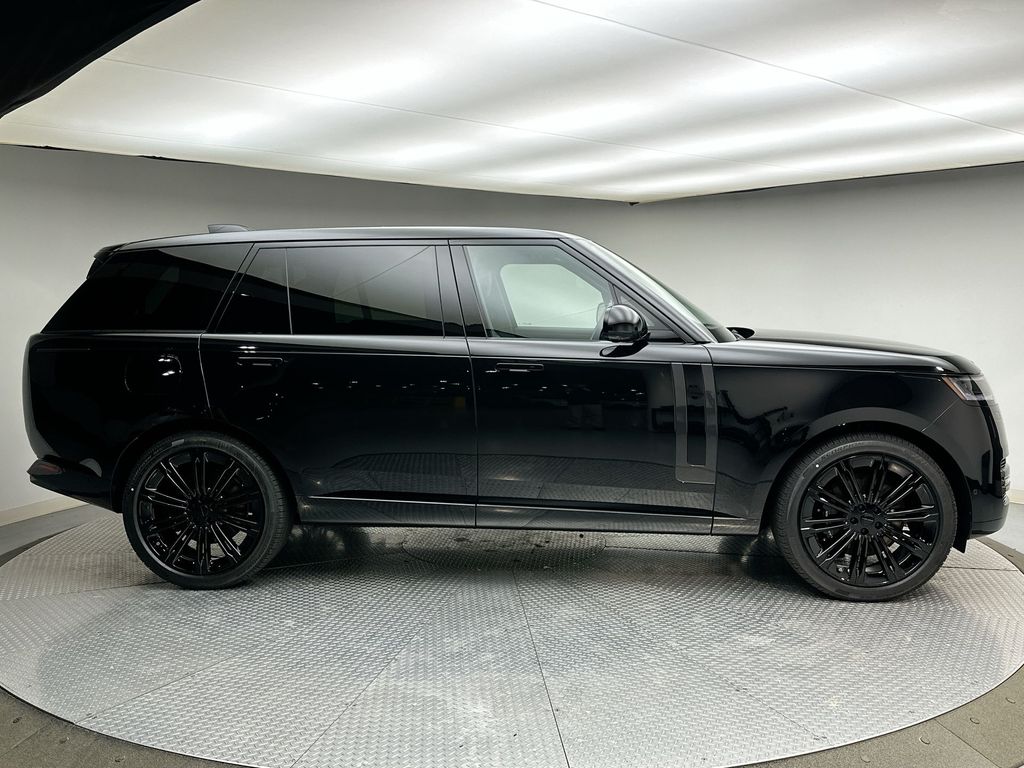 Thumbnail: 2026 Land Rover Range Rover - 4