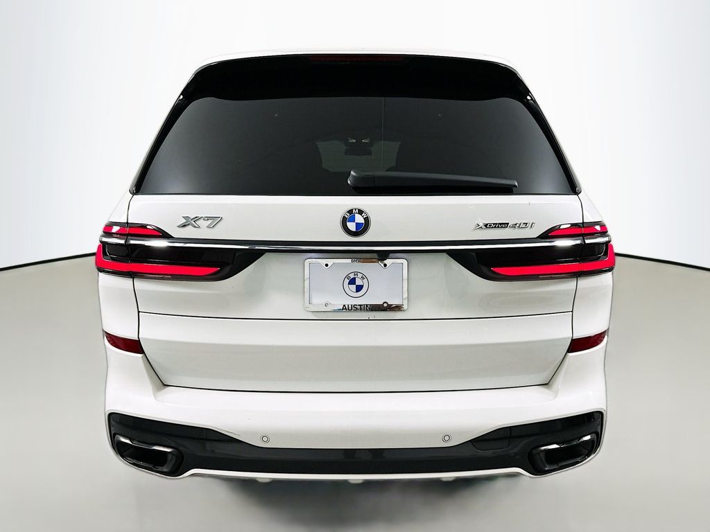 Thumbnail: 2023 BMW X7 - 6