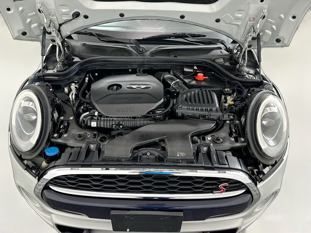 2017 MINI Cooper Base 30