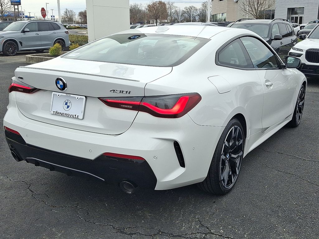 Thumbnail: 2026 BMW 4 Series - 6