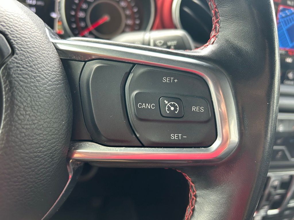 Thumbnail: 2022 Jeep Gladiator - 17