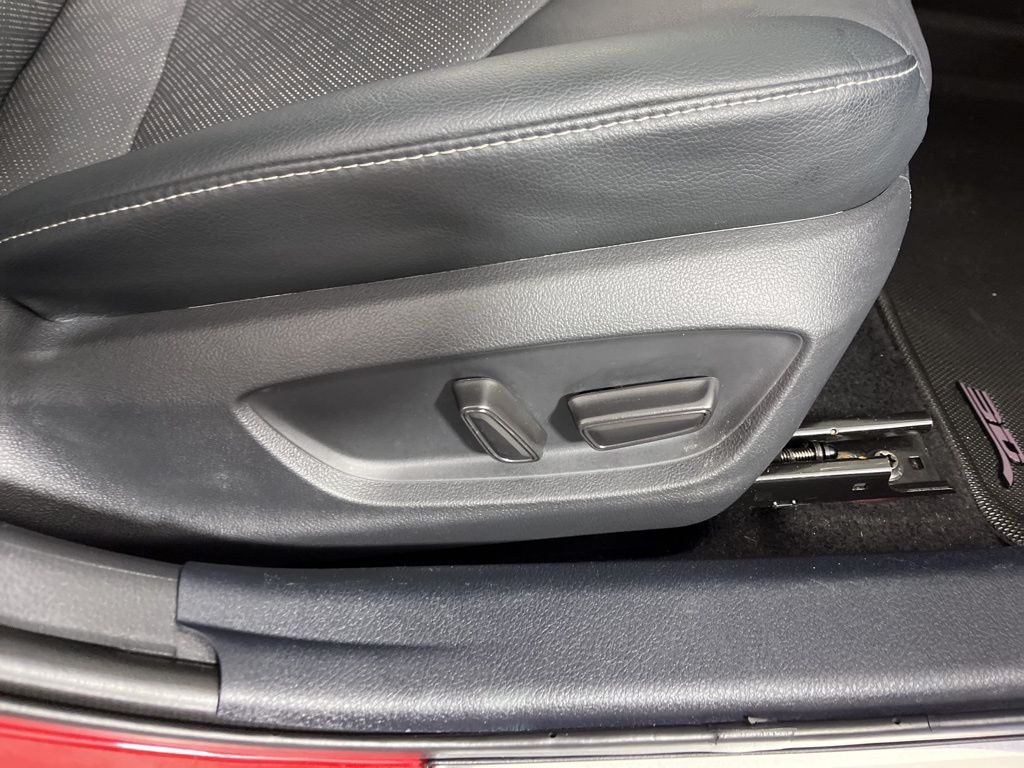 Thumbnail: 2021 Toyota Camry - 8