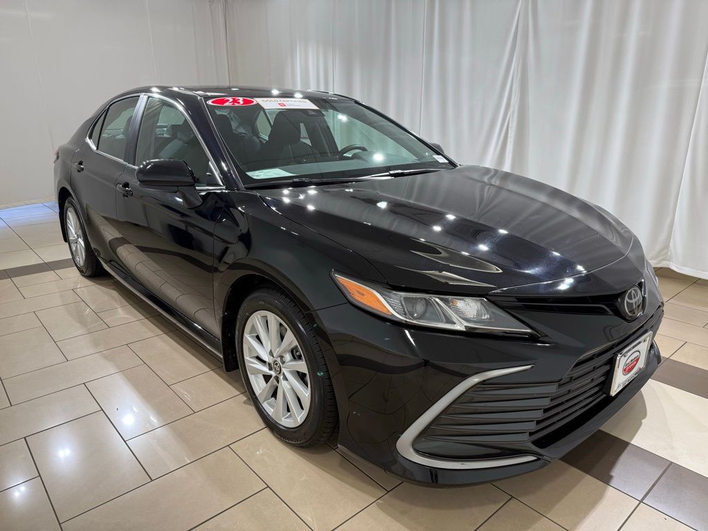 Thumbnail: 2023 Toyota Camry - 7