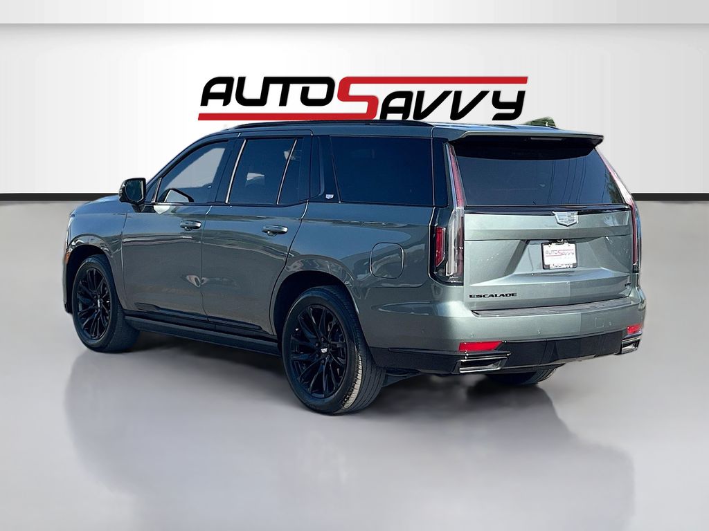 Used 2024 Green Cadillac Sport image 5