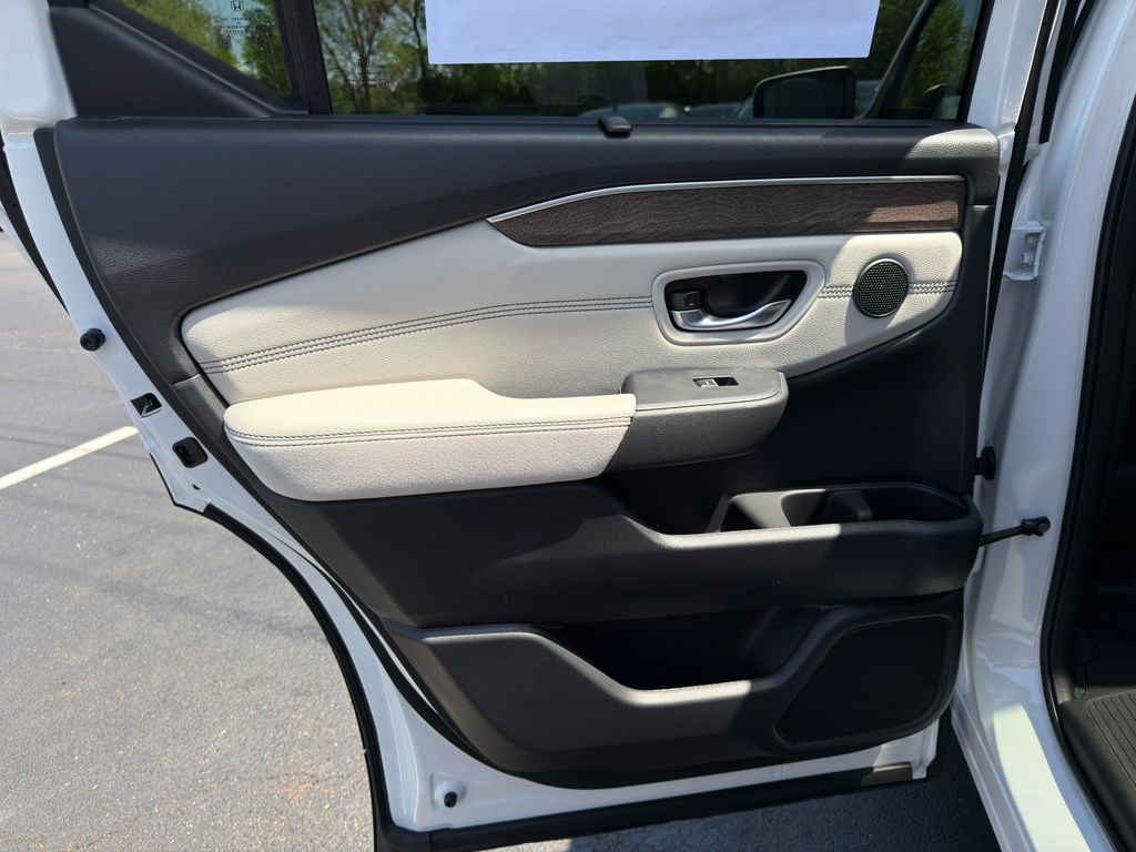 Thumbnail: 2026 Honda Pilot - 20