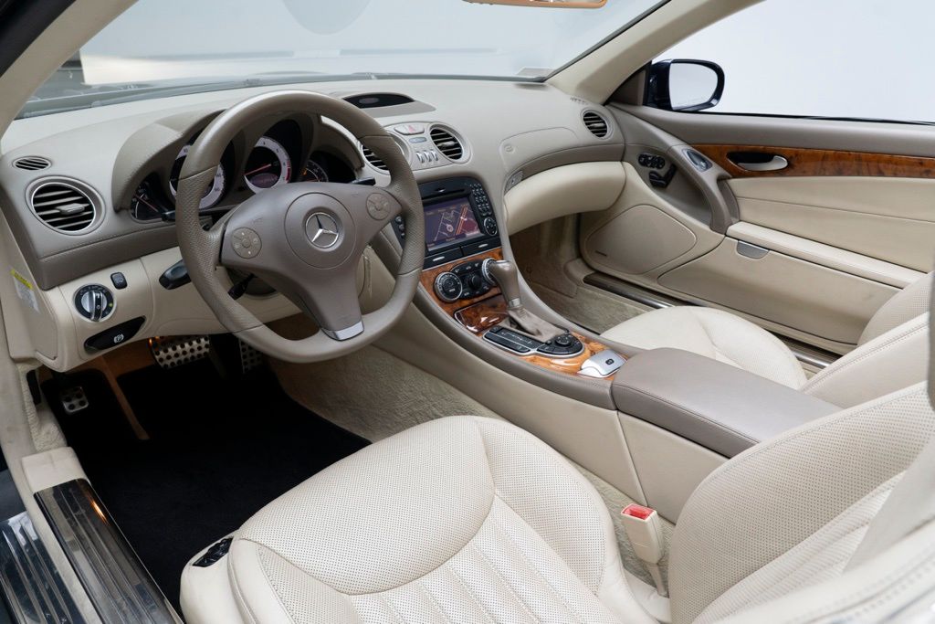 2009 Mercedes-Benz SL-Class - Thumbnail 4