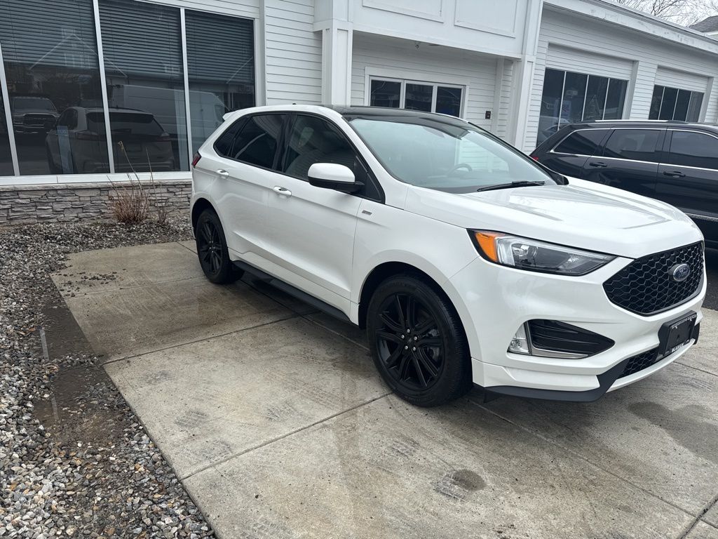 White 2021 Ford Edge ST Line AWD SUV / Crossover All-Wheel Drive 8-Speed Automatic