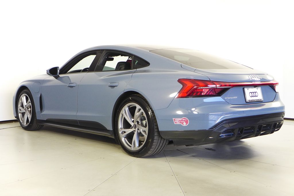 Thumbnail: 2024 Audi e-tron GT - 8