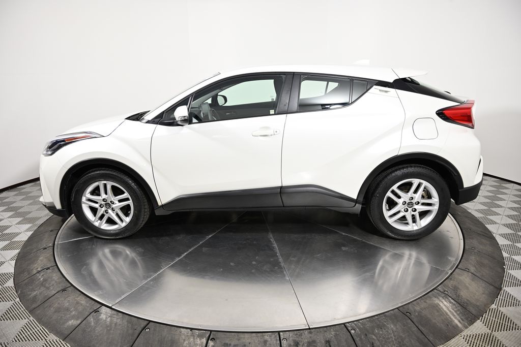 2021 Toyota C-HR LE 2