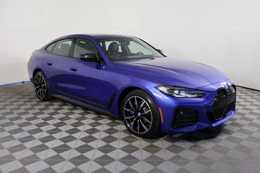 Thumbnail: 2024 BMW i4 - 3