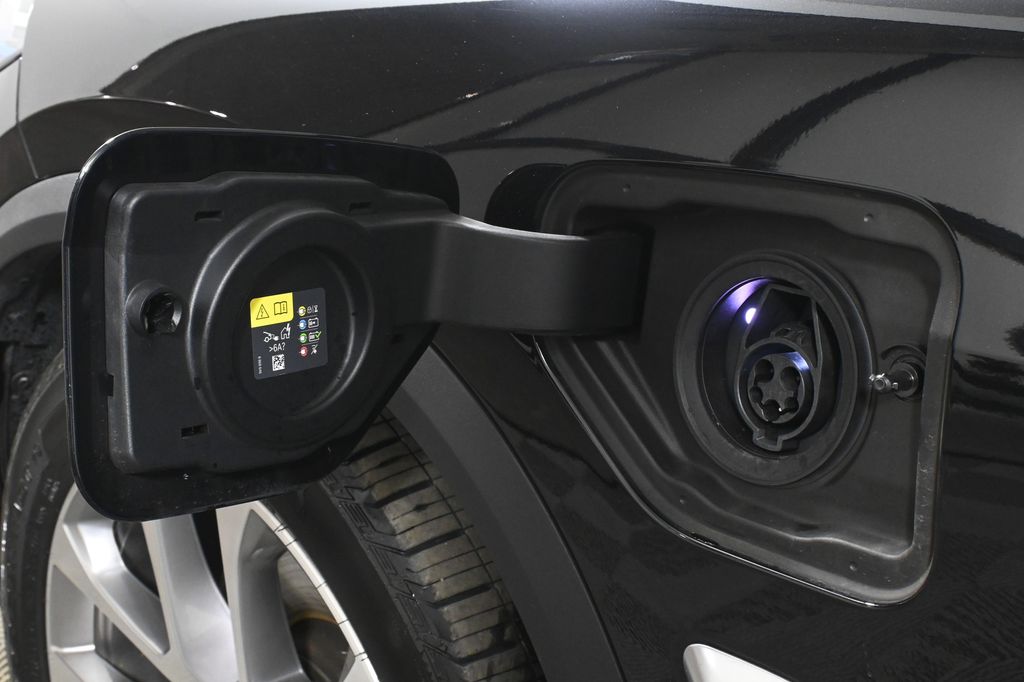 Thumbnail: 2025 BMW X5 - 15