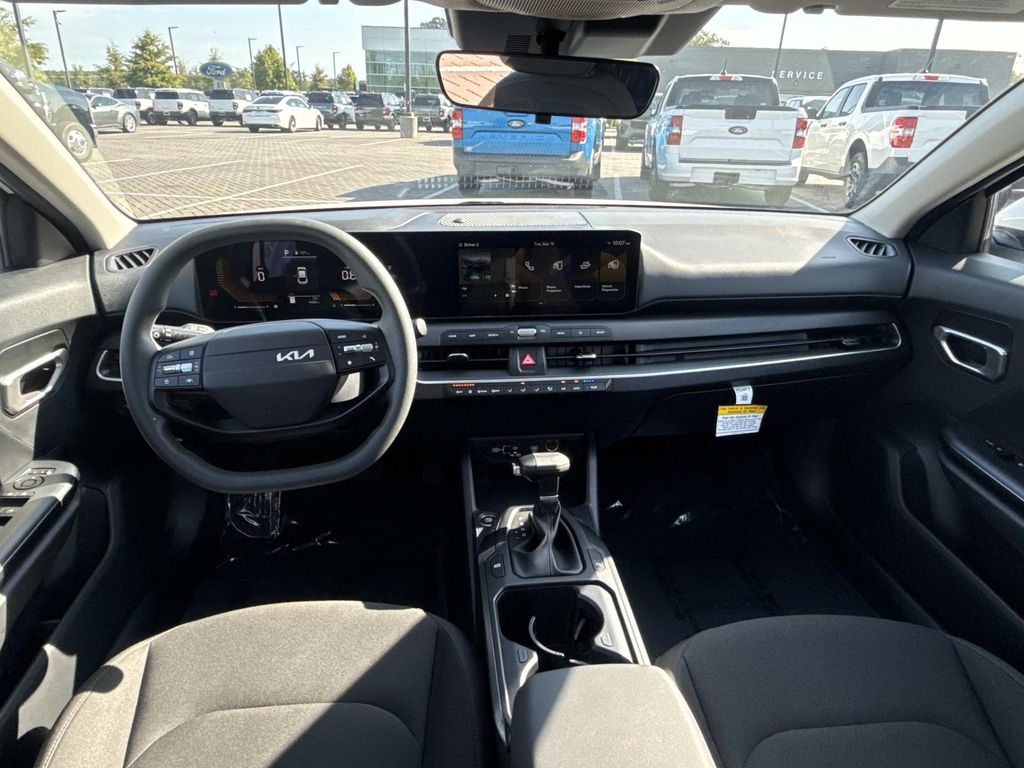 Used 2026 White Kia LX image 11