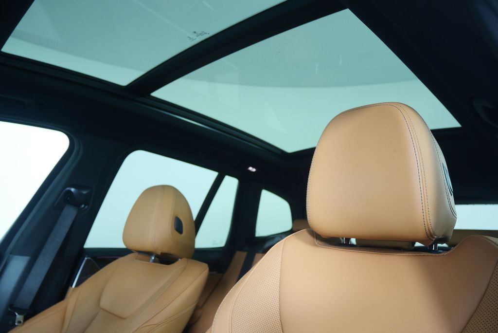 Thumbnail: 2023 BMW X3 - 11