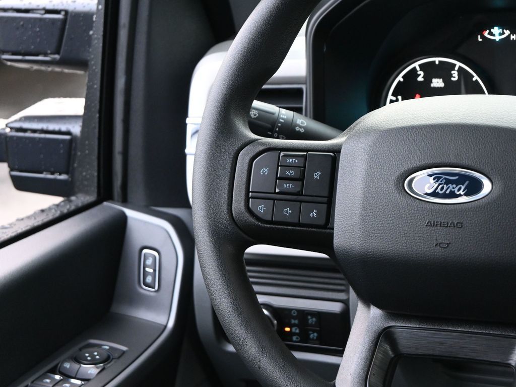 2026 Ford F-350 Super Duty XL