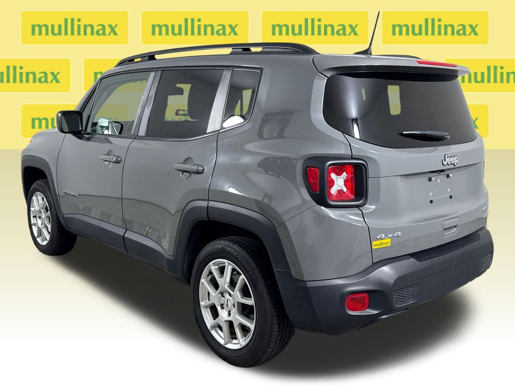 Certified Used 2022 Gray Jeep Latitude image 8
