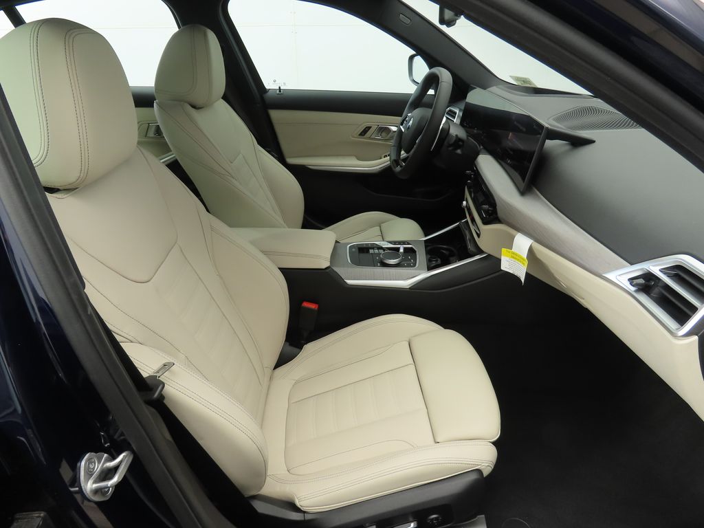 Thumbnail: 2026 BMW 3 Series - 20