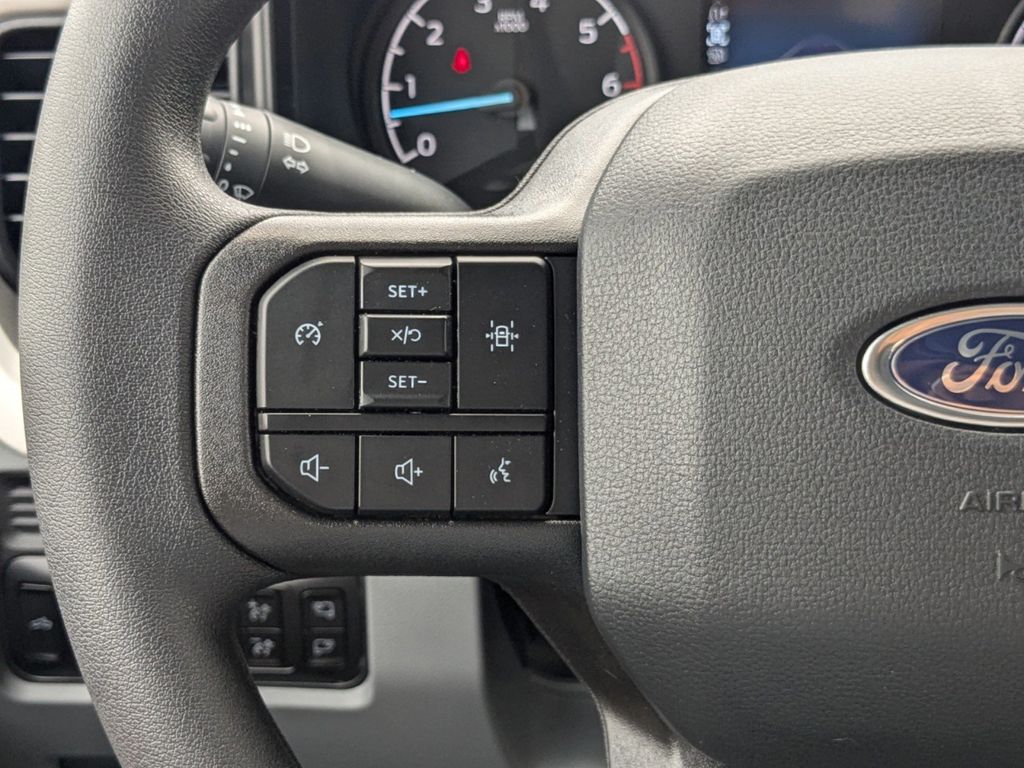 2025 Ford F-350 Super Duty XLT