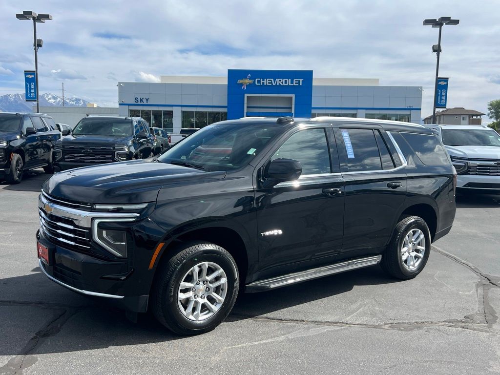 Black 2025 Chevrolet Tahoe LT 4WD SUV / Crossover Four-Wheel Drive