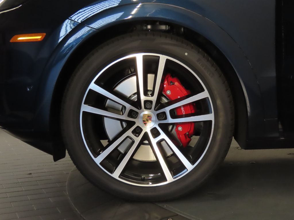 Thumbnail: 2026 Porsche Cayenne - 11