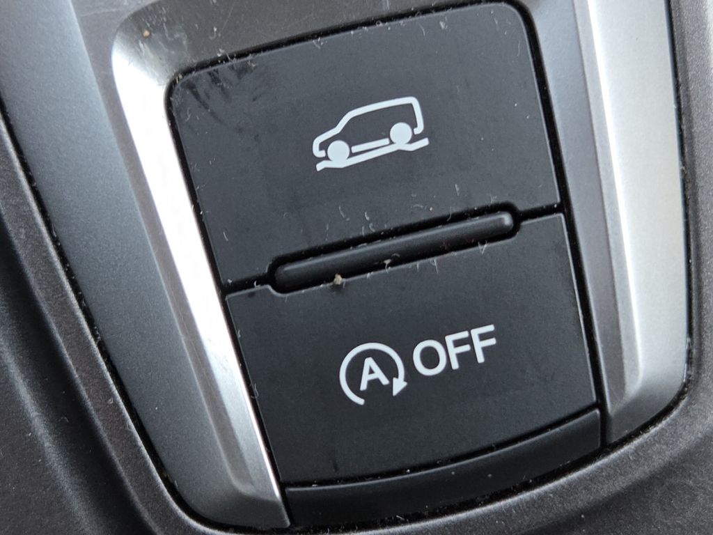 Certified Used 2023 White Honda EX-L image 10