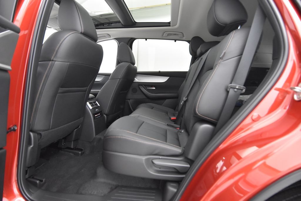 2025 Mazda CX-70 PHEV Premium photo