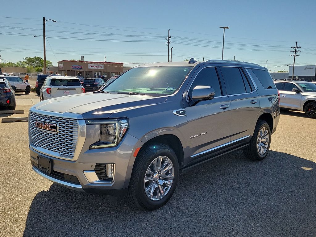 2022 GMC Yukon Denali - 4