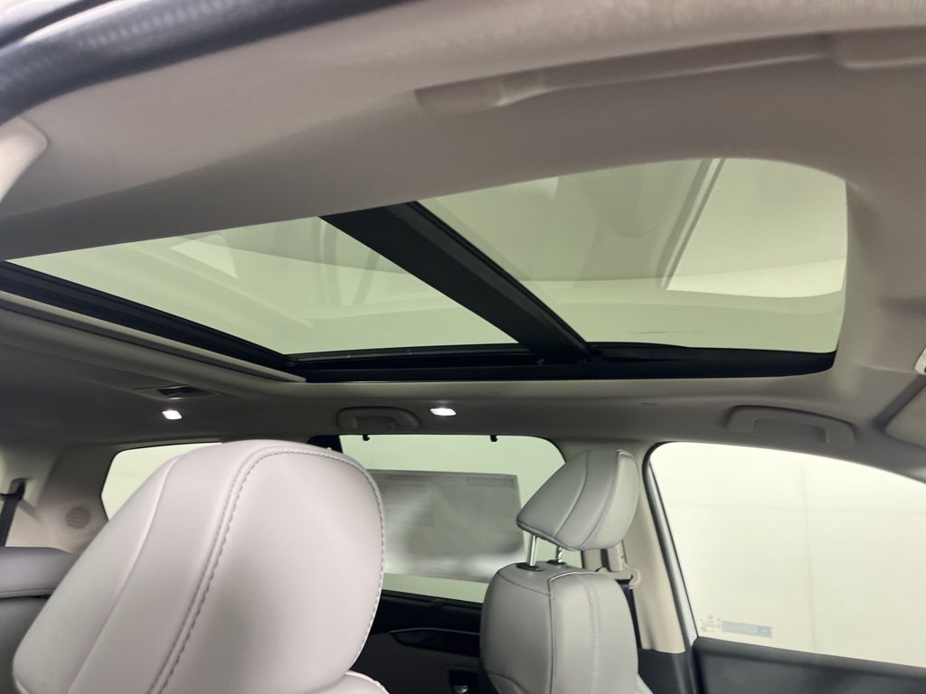Thumbnail: 2025 Honda Pilot - 11