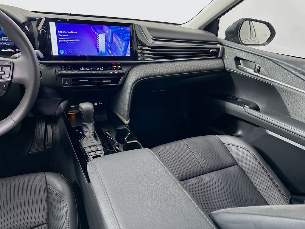 Thumbnail: 2025 Toyota Camry - 23