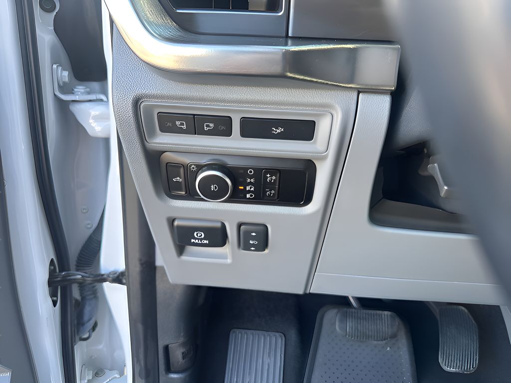 Used Car 2023 Ford F-150  Lariat For Sale Under $40,000 In Austin, Texas