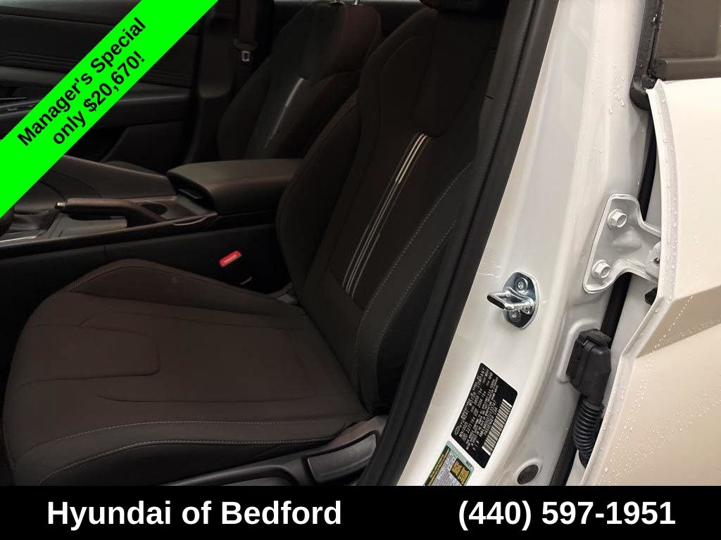 2026 Hyundai Elantra SEL Sport - Photo 12