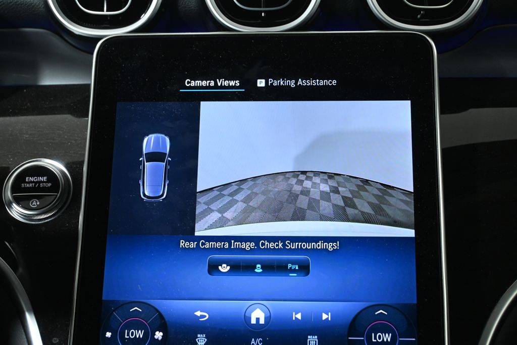 Thumbnail: 2025 Mercedes-Benz GLC - 21