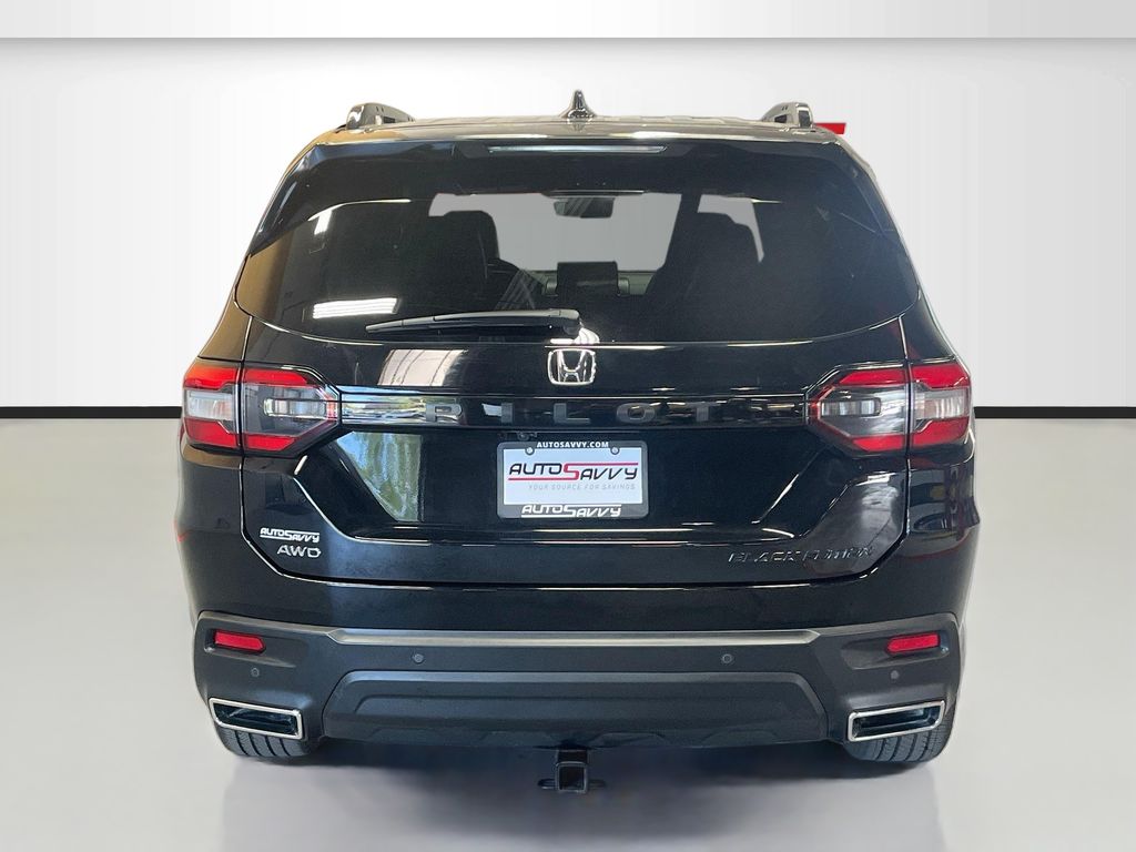 Used 2025 Black Metallic Honda Black Edition image 6