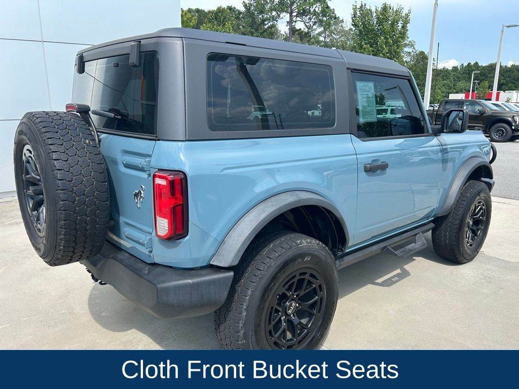 2023 Ford Bronco Base