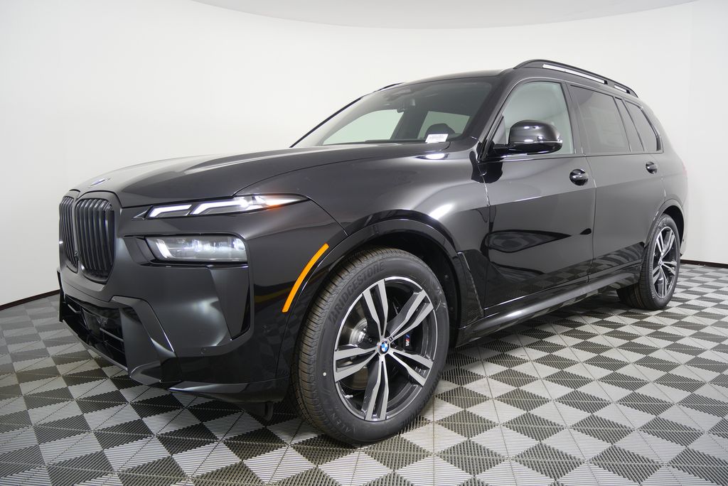 Thumbnail: 2026 BMW X7 - 8