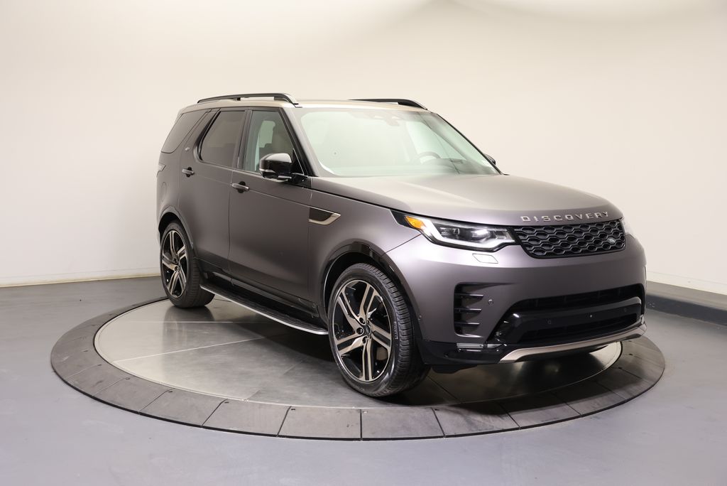 Thumbnail: 2026 Land Rover Discovery - 7