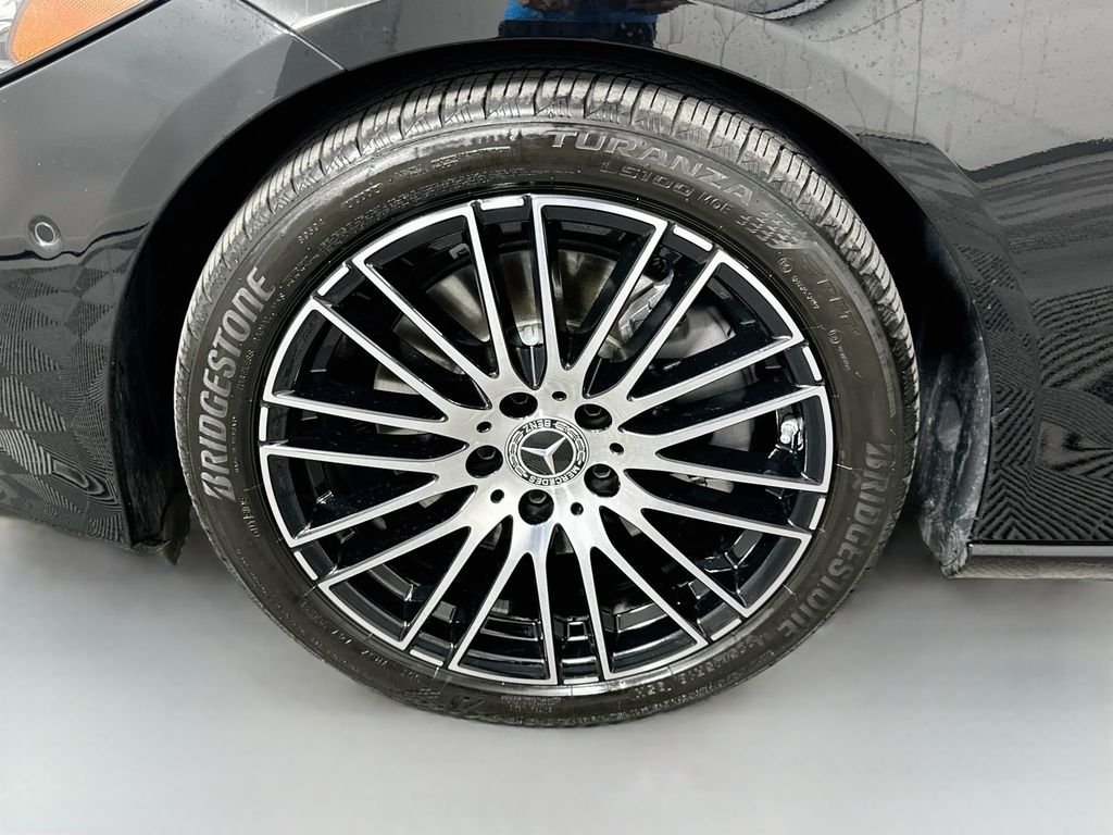 Thumbnail: 2024 Mercedes-Benz C-Class - 31