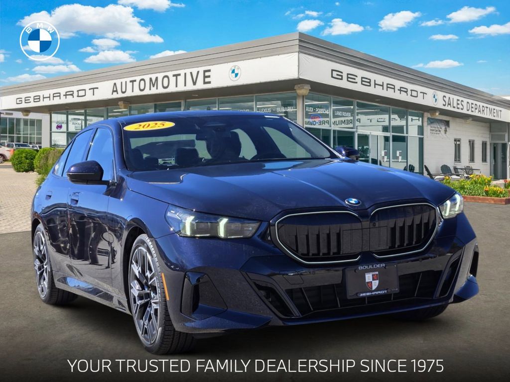 2025 BMW 5 Series 530i xDrive