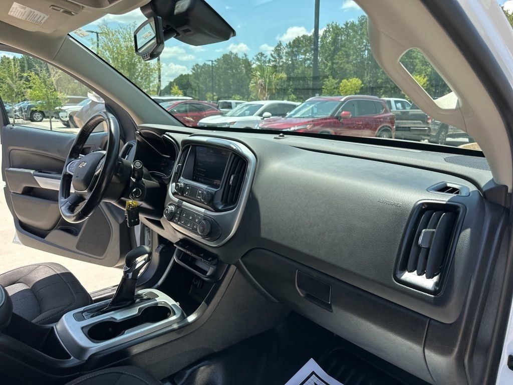 2022 Summit White Chevrolet Colorado LT RWD