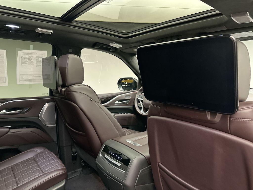 2021 Cadillac Escalade Sport Platinum 8