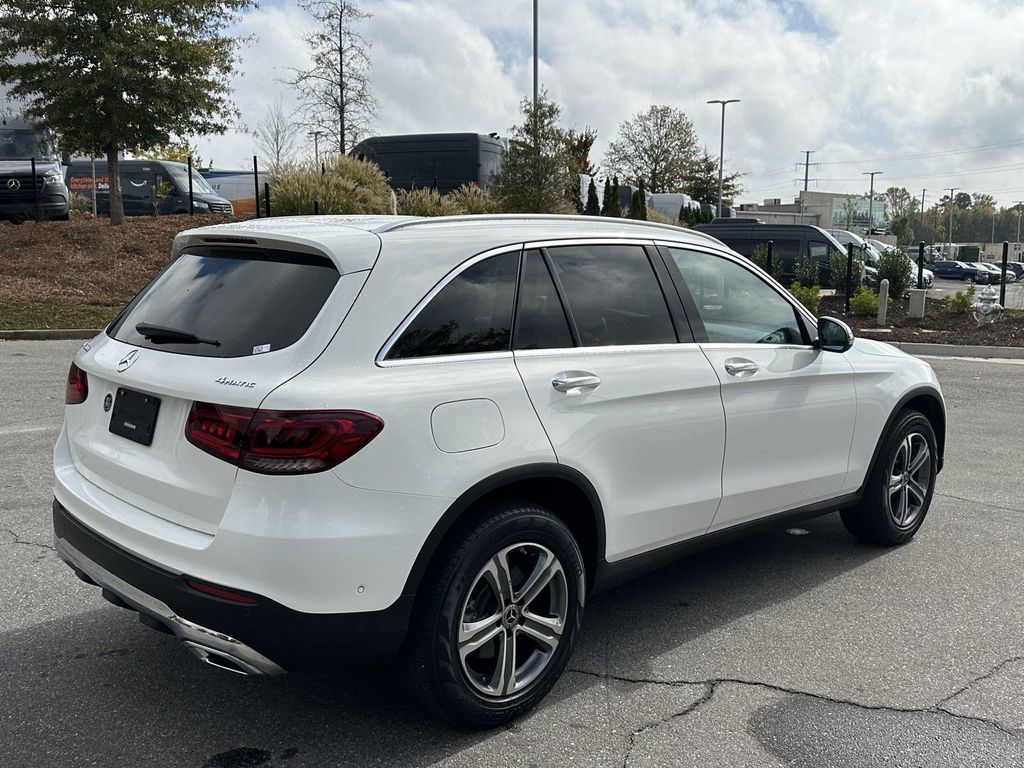 2022 Mercedes-Benz GLC GLC 300 8