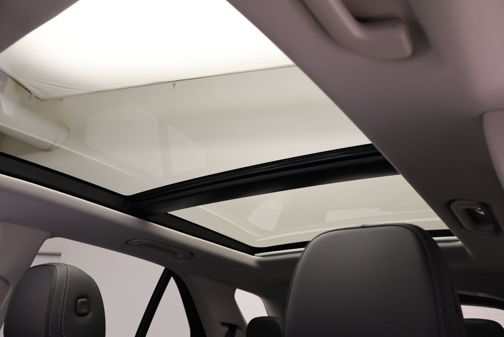 Thumbnail: 2026 Mercedes-Benz GLE - 15