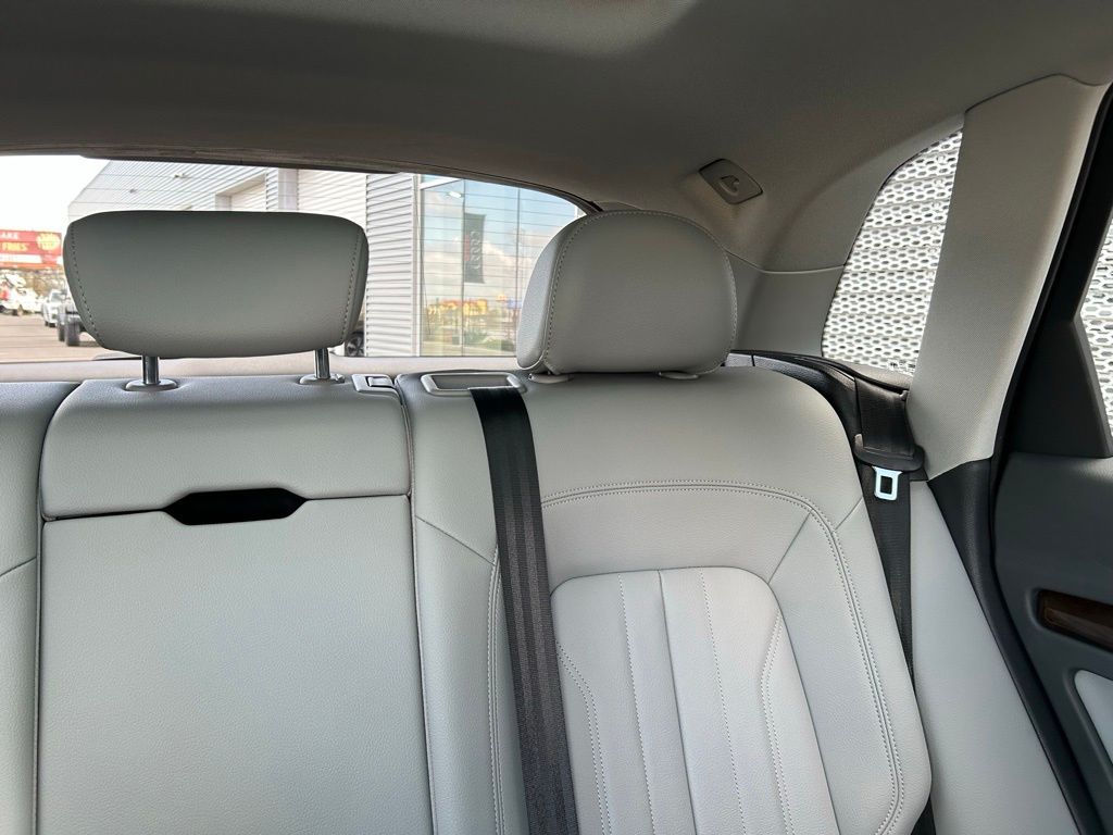 Used 2020  Audi 45 Premium image 13