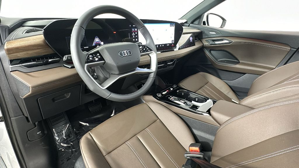 2025 Audi Q6 e-tron Premium 32