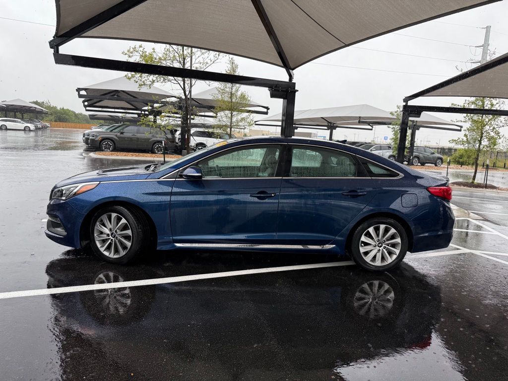 Thumbnail: 2015 Hyundai Sonata - 8