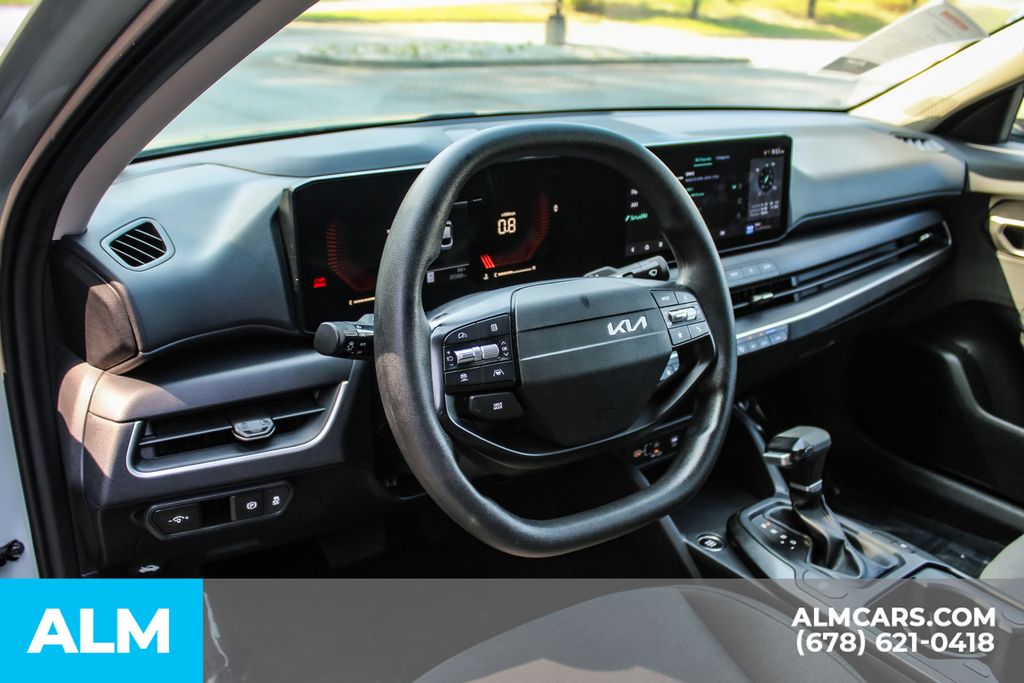 Used 2025 Gray Kia LXS image 31