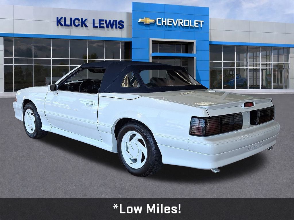 1989 Ford Mustang LX - 3