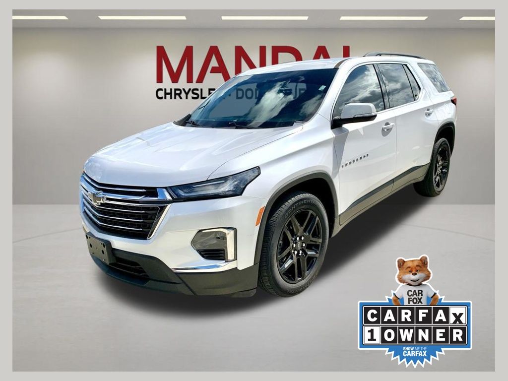 White (Iridescent Pearl Tricoat) 2022 Chevrolet Traverse SUV / Crossover Front-Wheel Drive 9-Speed Automatic
