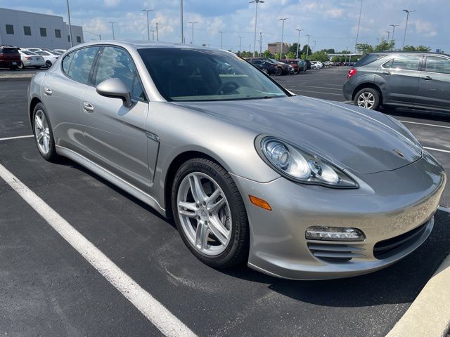 Thumbnail: 2011 Porsche Panamera - 2