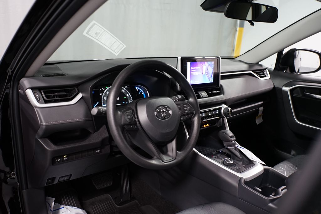 Thumbnail: 2025 Toyota RAV4 - 11