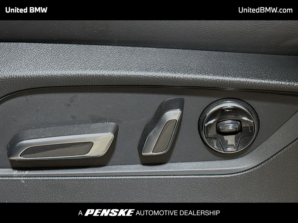 Thumbnail: 2023 Acura MDX - 4